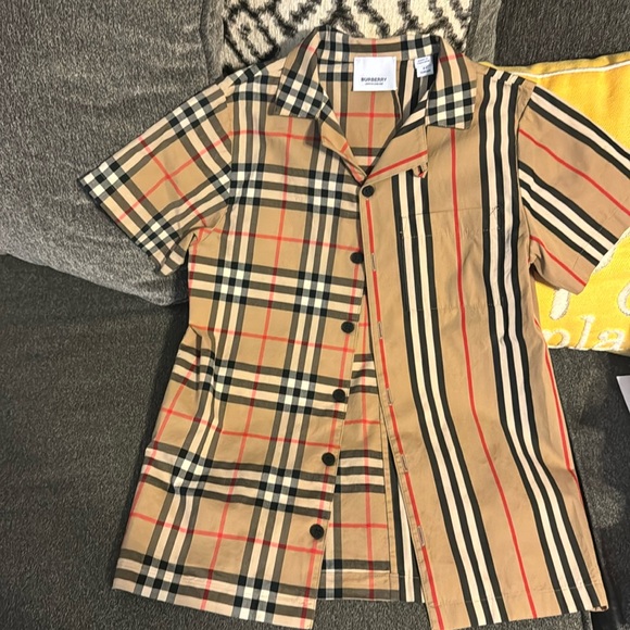 Authentic boys Burberry print polo - Picture 1 of 4